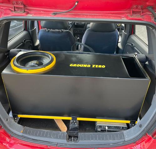 Ground zero subwoofer kist installatie te 4500wat car audio