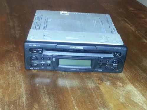 Grundig autoradio  cd speler