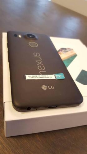 GSM Huys  LG Nexus 5X slechts 2 weken jong