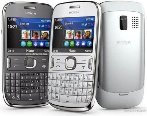 GSM Huys  Nokia Asha 302 Zwart of Wit NIEUW SIMlockvrij