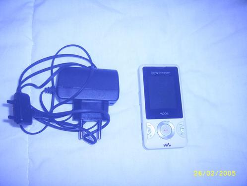 gsm Sony Ericsson 205