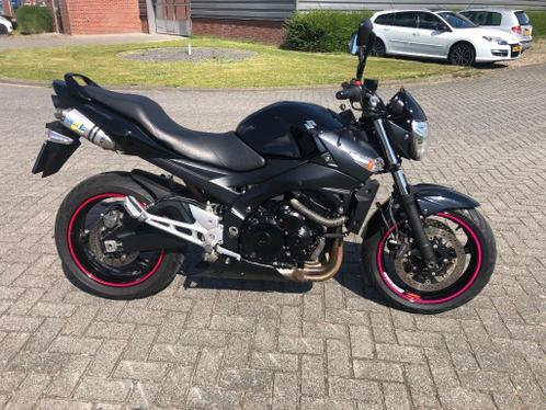 GSR 600 ABS met 15200 km origineel Nederlandse mooie motor