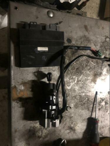 Gsxr 600 ecu met bijpassende sleutel 