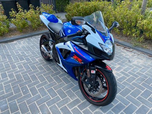 GSXR- 750 K7 WEINIG KM vol optie met CARBON