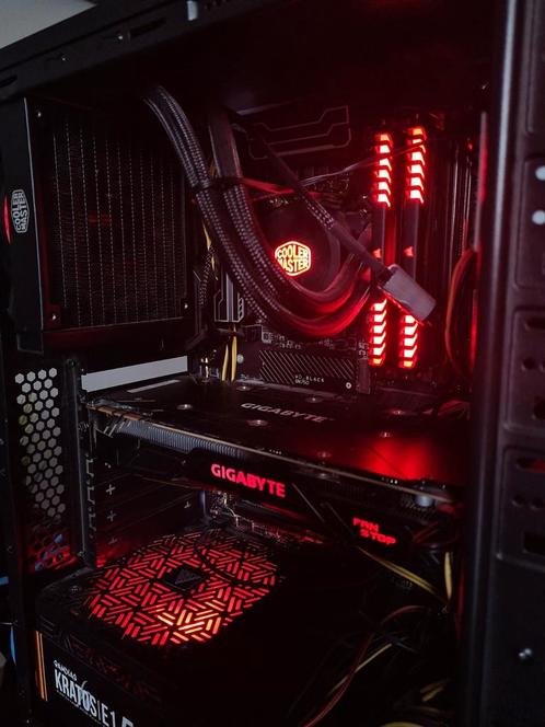 GTX1080 I7-7700K gaming PC watergekoeld