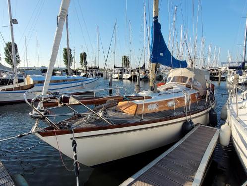 Hallberg-Rassy Mistral 33