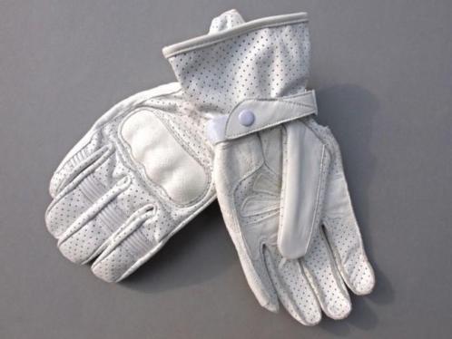 Handschoenen  Veiling sluit maandag (22179)