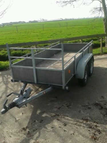 Hapert aanhanger 2000 kg afm 300 x 130 cm