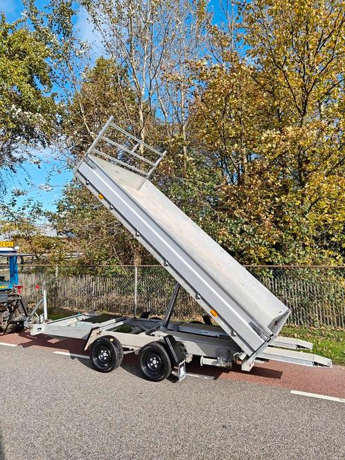 Hapert Cobalt Kipper aanhanger met rijplaten