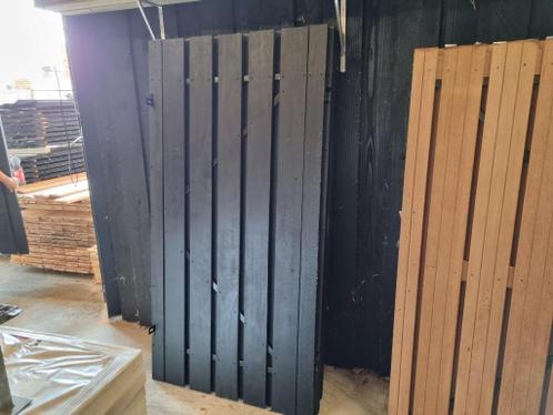 Hardhouten deur met stalen frame zwart gegrond mega actie