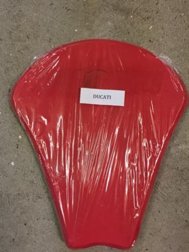 Hardschuim race zit voor diverse Ducati racers
