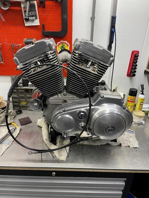 Harley 1200 Sportster motor blok XL 1200 Geheel nagezien.