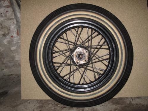 Harley Davidson 16034 wiel met RVS spaken