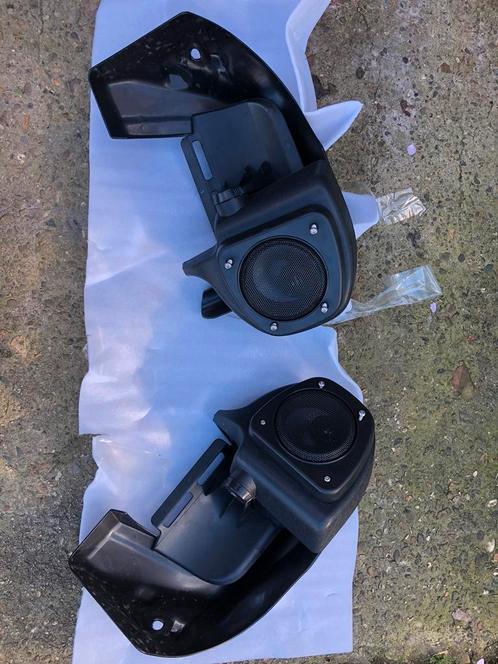 Harley davidson beenkappen met speakers lower fenders zwart