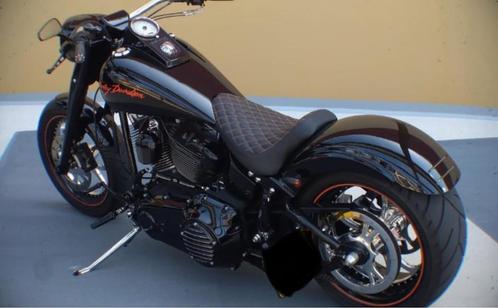 Harley Davidson Custom by South-East Motorcycles