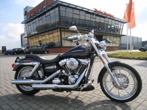 Harley-Davidson DYNA FXDSE CVO DYNAGLIDE SE (bj 2007)