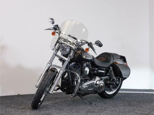 Harley-Davidson Dyna Super Glide Custom 110th Anniversary Ed