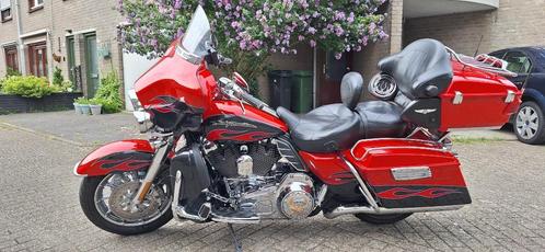 Harley-Davidson Electra glide Ultra Classic FLHTCU SE CVO