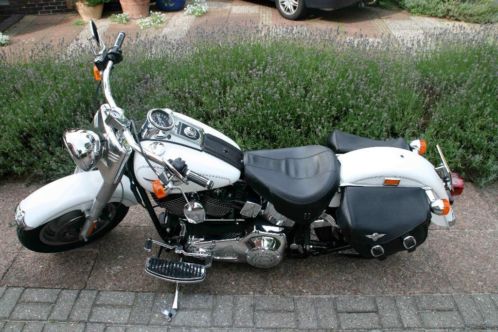 Harley Davidson Fatboy 039Pearl White039