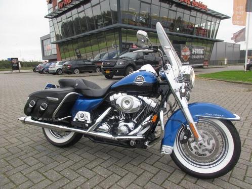 Harley-Davidson FLHRC ROADKING ROAD KING FLHR (bj 2008)