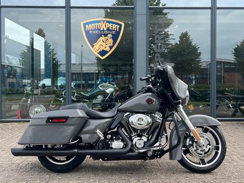 HARLEY-DAVIDSON FLHX STREET GLIDE 103quot (bj 2013)