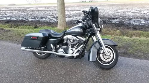HARLEY-DAVIDSON Flhxi Street Glide 2006