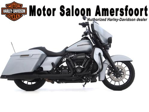 Harley-Davidson FLHXS STREET GLIDE SPECIAL BTW MOTOR