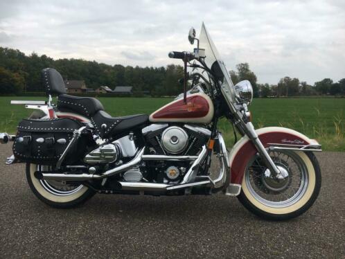 Harley-Davidson FLSTC Heritage Softail