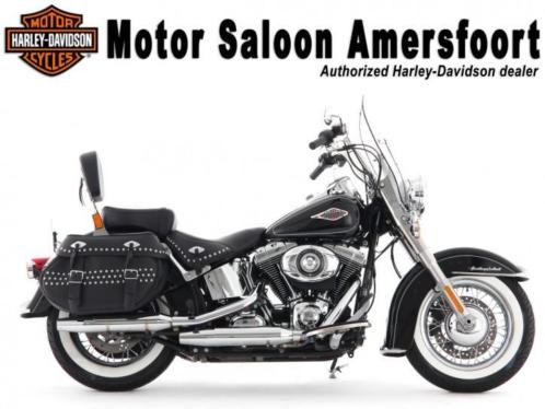 Harley-Davidson FLSTC Softail Heritage Classic Rental AANBIE