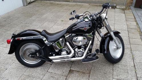 Harley-Davidson FLSTF Fat Boy uit 2000.