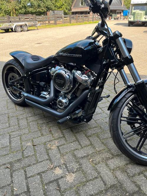 Harley Davidson FXBR  Softtail Breakout