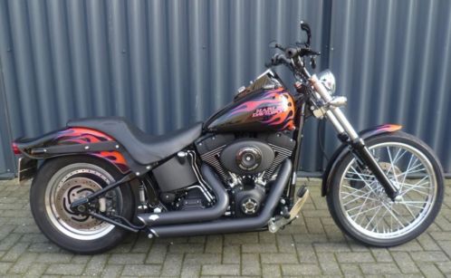 HARLEY-DAVIDSON FXSTB NIGHT TRAIN (bj 2005)