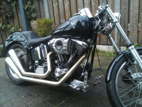 Harley Davidson FXSTC Softail Custom 