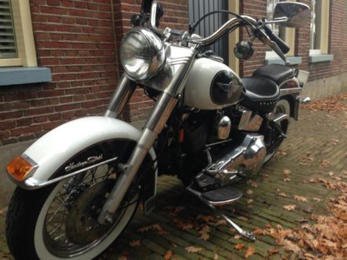 Harley Davidson Heritage Softail Nostalgia