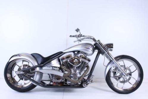 Harley-Davidson REDNECK ROCKET (bj 2013)