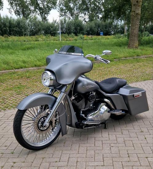 Harley Davidson road glide bagger stijl