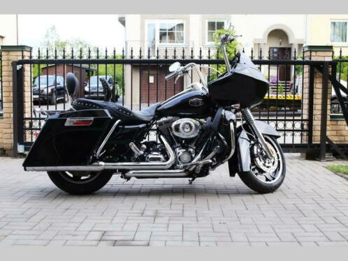 HARLEY-DAVIDSON ROAD GLIDE FLTRI (bj 2010)