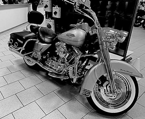 Harley Davidson Road King classic 2005 zeer  nette staat