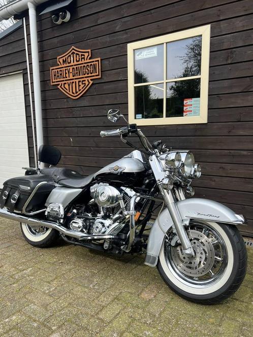 Harley-Davidson Road King Classic FLHRCI