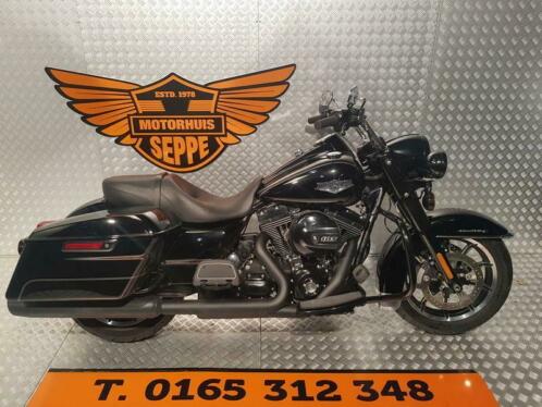 HARLEY-DAVIDSON ROAD KING CUSTOM FLHRSI (bj 2014)