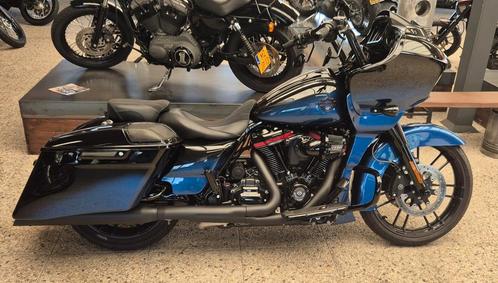 Harley davidson roadglide cvo mako shark fade