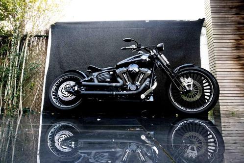 Harley-Davidson Rocker-C custom
