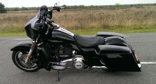 Harley Davidson Street Glide FLHX BAGGER 03911 (BTW motor) 