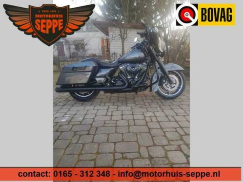 HARLEY-DAVIDSON STREET GLIDE SPECIAL FLHXS (bj 2012)