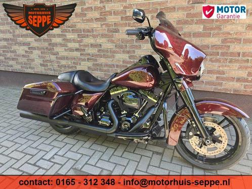 HARLEY-DAVIDSON STREET GLIDE SPECIAL FLHXS (bj 2015)