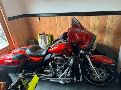 Harley davidson Streetglide cvo 117 Street glide 2017