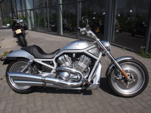 HARLEY-DAVIDSON VRSC V-ROD (bj 2002)