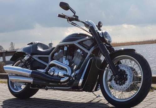 Harley-Davidson VRSCAW V-ROD (bj. 2010)