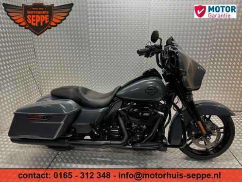 HARLEY STREETGLIDE SPECIAL FLHXS M8 107 bj 2017 gunshipgray