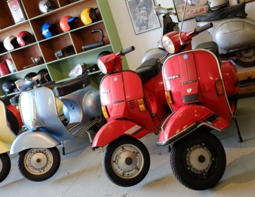 Heel veel Vespa039s bij De Vespa Garage